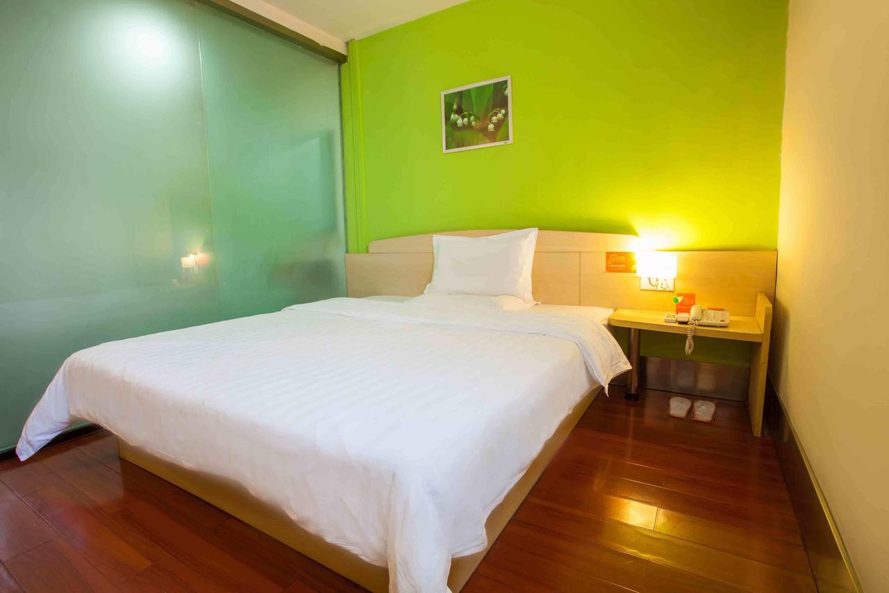 7Days Inn Wuhan Airport Panlong City Eksteriør billede