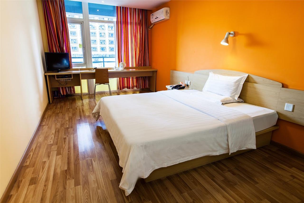 7Days Inn Wuhan Airport Panlong City Eksteriør billede